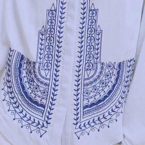 NWOT Anthropologie Iris Embroidered Buttondown - Picture 6 of 6